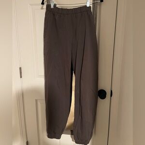 brandy Melville Rosa sweatpants